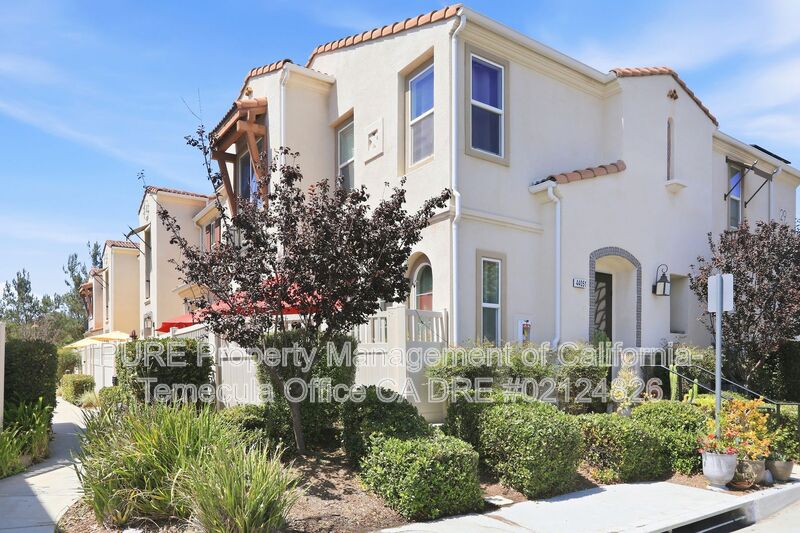Temecula Townhome: 44047 Soler Ct