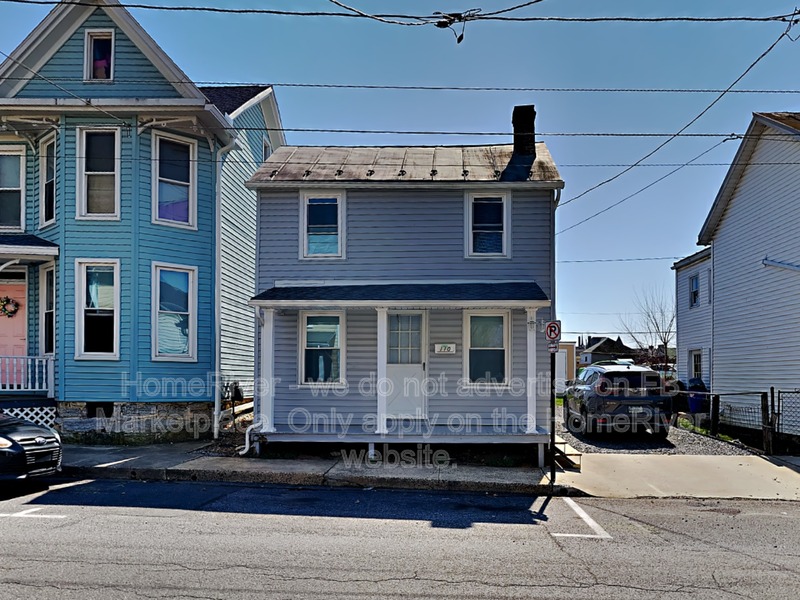 Shippensburg House: 110 E Burd St