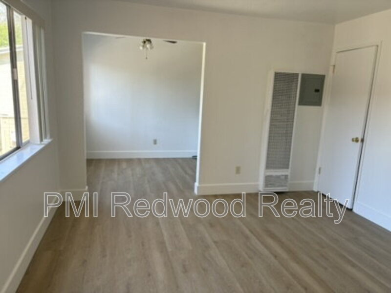 Berkeley Condo: 1643 62nd Street