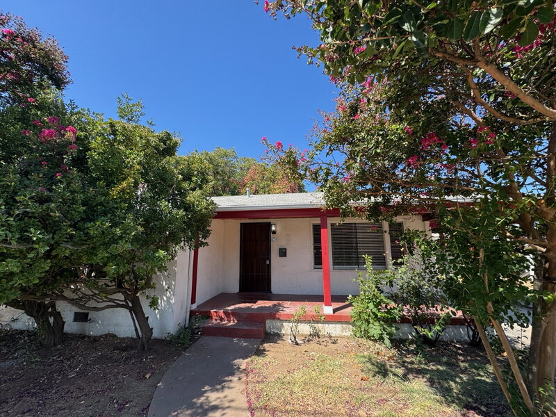 Yuba City House: 474 Gray Avenue
