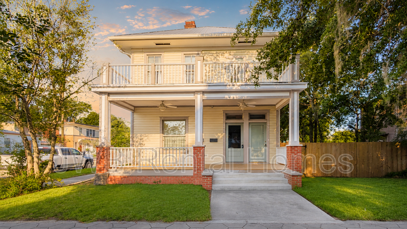 Jacksonville Condo: 2040 Laura St N