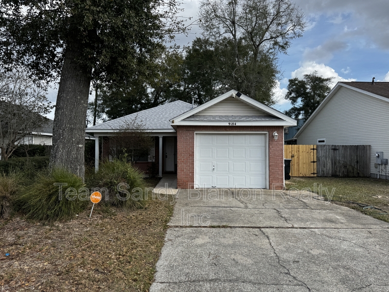 Pensacola House: 9184 Arand Drive