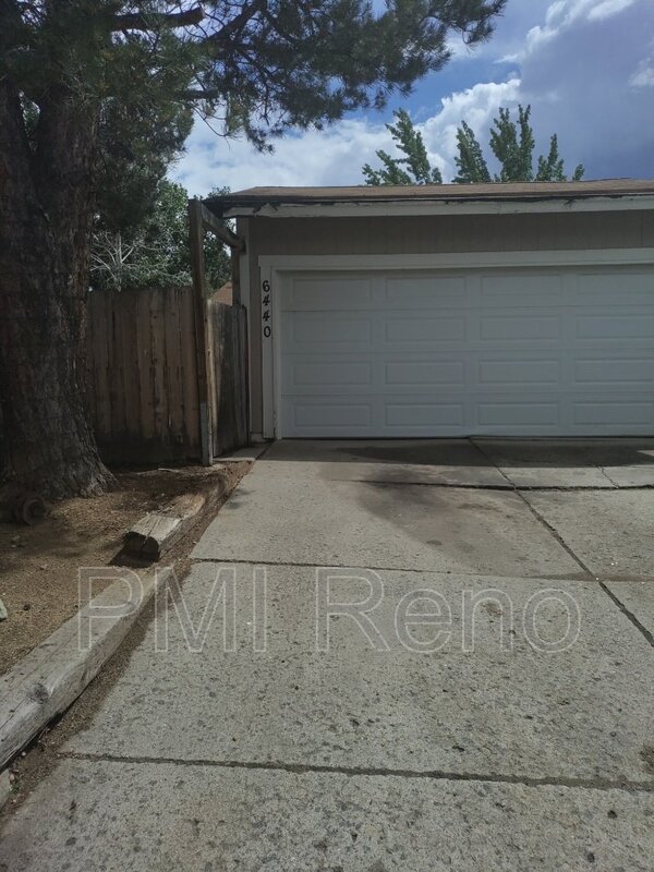 Reno Condo: 6440 Lotus St
