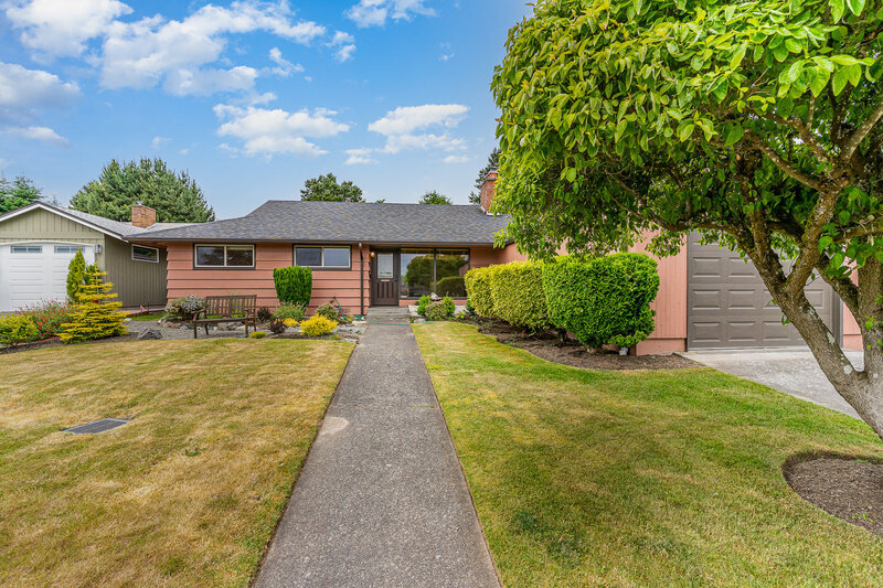 Seattle House: 8612 21st Ave NW
