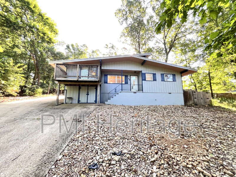 Bella Vista House: 44 Billingsley Dr