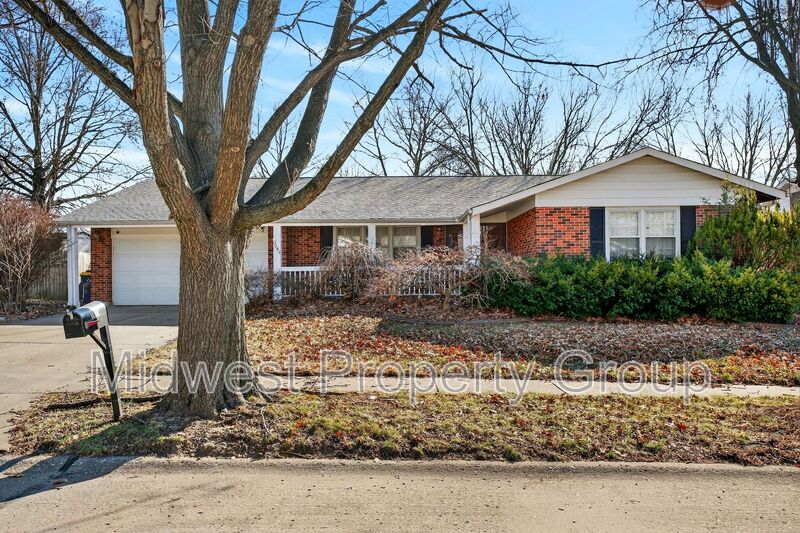 Florissant House: 3644 Vago Lane