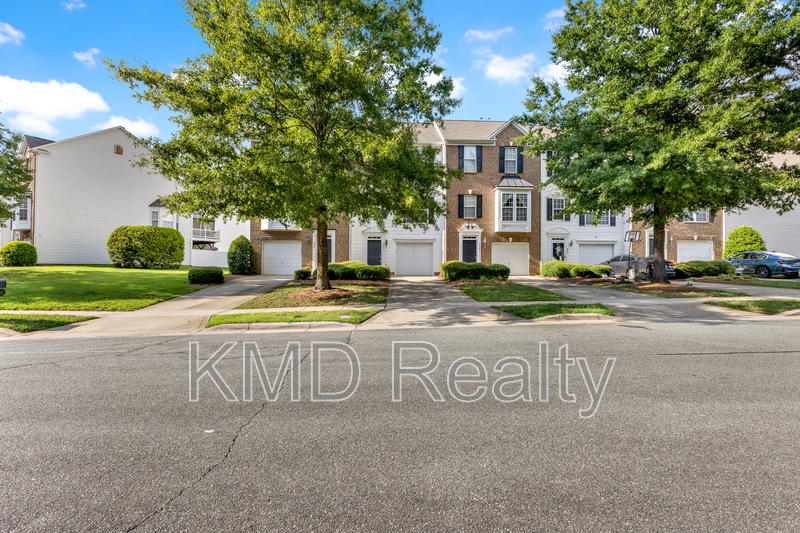 Charlotte Townhome: 940 Tiger Lane,