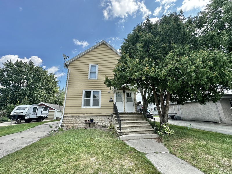 Fond du Lac Condo: 205 Walnut Street - Upper