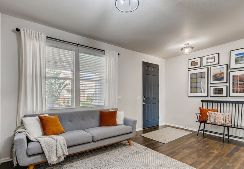 Main Rental Photo 2