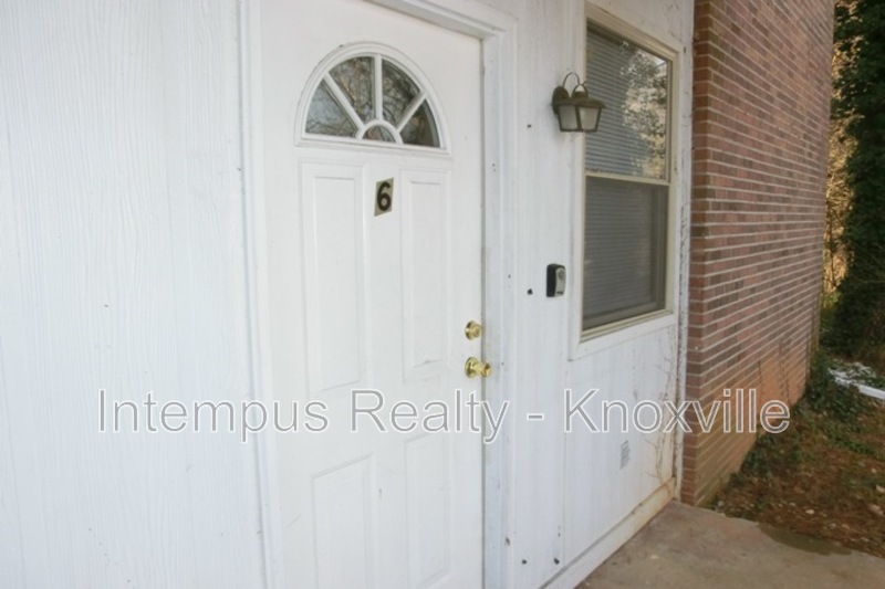 Knoxville Condo: 5611 Lon Roberts Dr