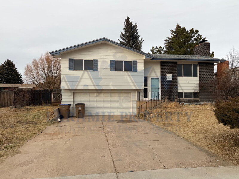 Laramie House: 1519 Mitchell St