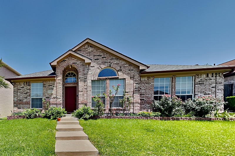 Carrollton House: 1716 Alpine Dr