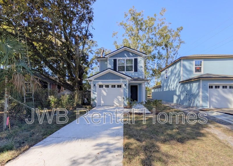 Jacksonville House: 1206 Orton St