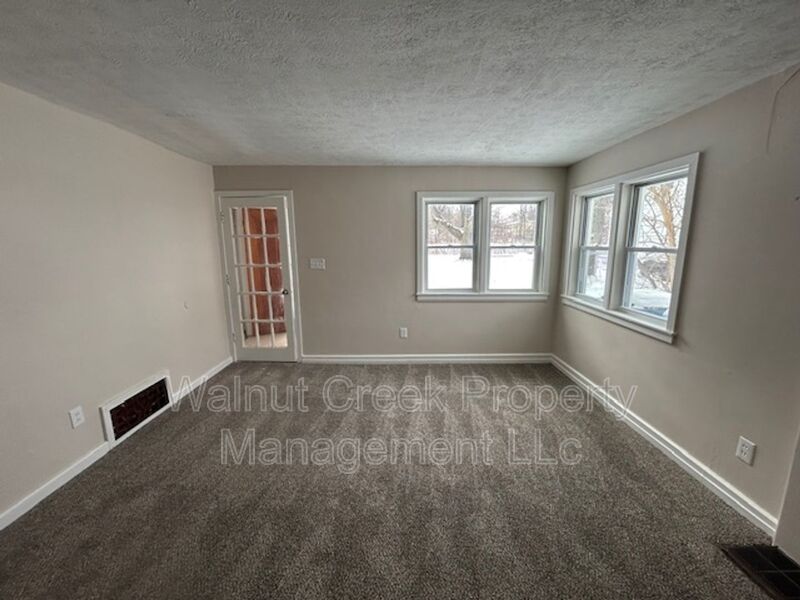 Lorain House: 1763 E 36th St