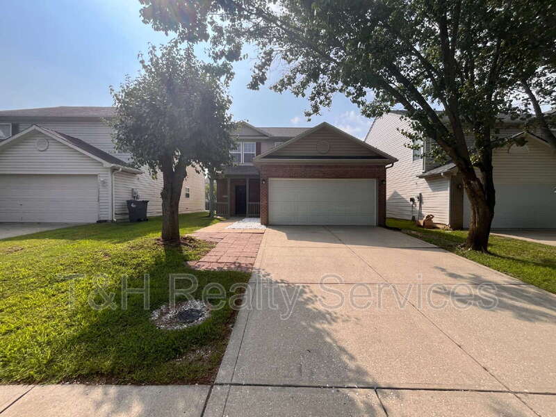 Indianapolis House: 7212 Parklake Place