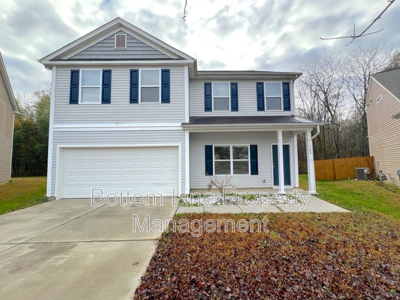 Monroe House: 702 Perth Dr