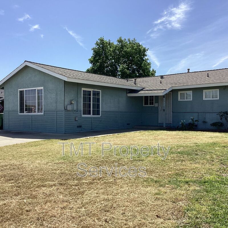 Elk Grove House: 8724 Halverson Dr.