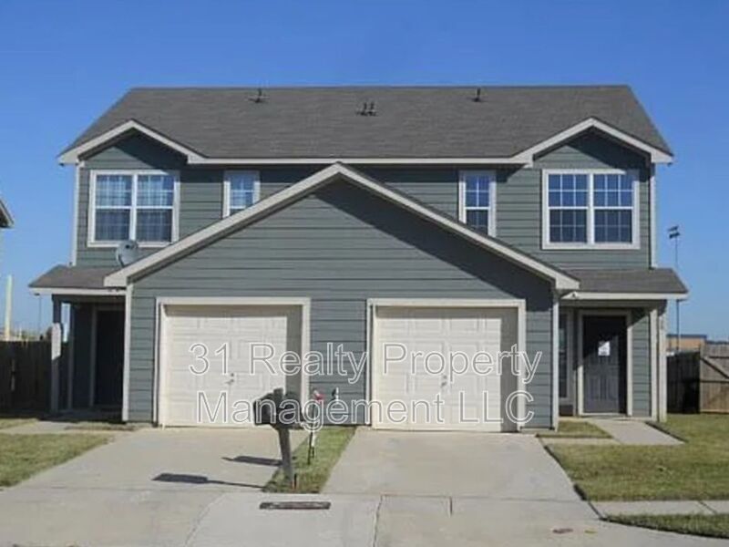 Forth Worth House: 4510 Alamosa St