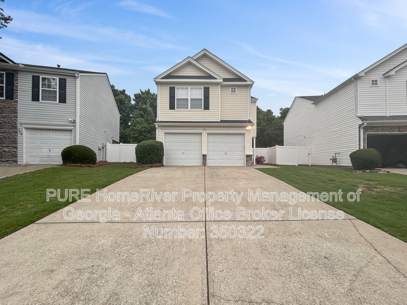Canton House: 206 Ilex Dr