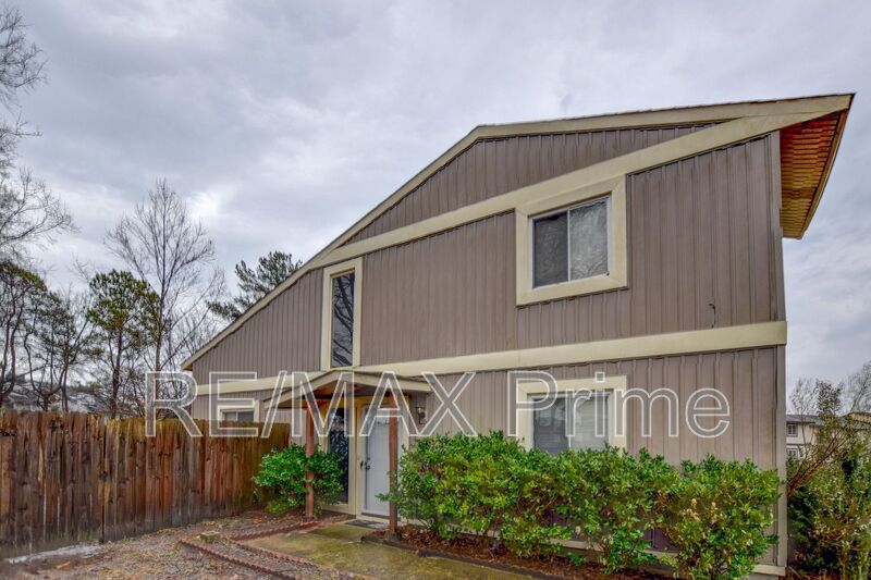 Virginia Beach House: 700 Alder Circle