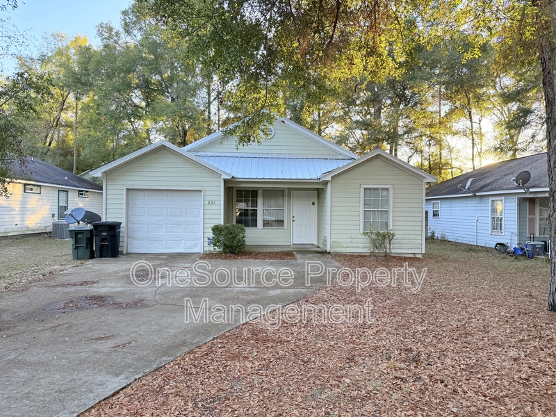 Tallahassee House: 261 Carterwood Drive