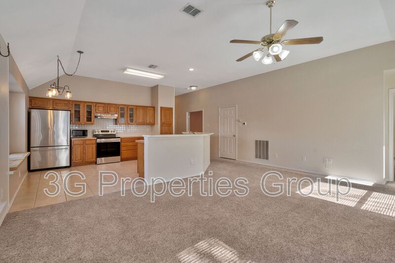 Flower Mound House: 1045 Sweet Grass Trail