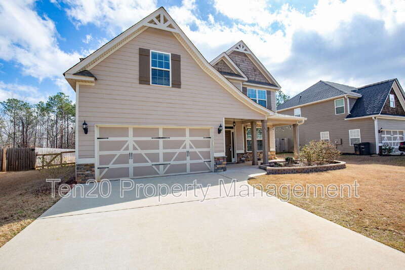 Hamilton House: 122 Cedar Way