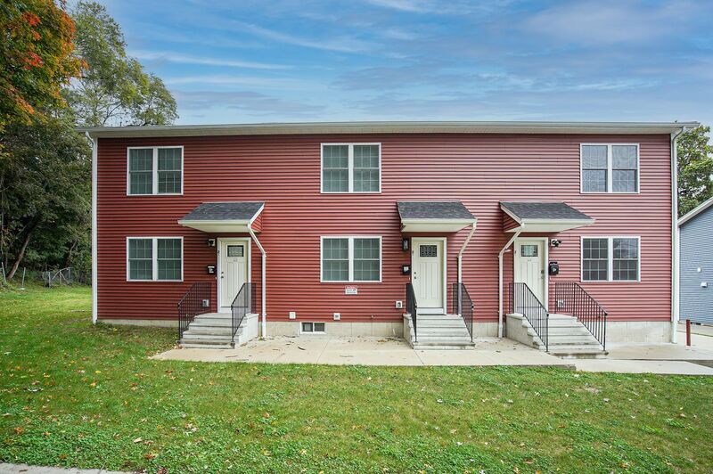 Holyoke Condo: 2 Vernon St