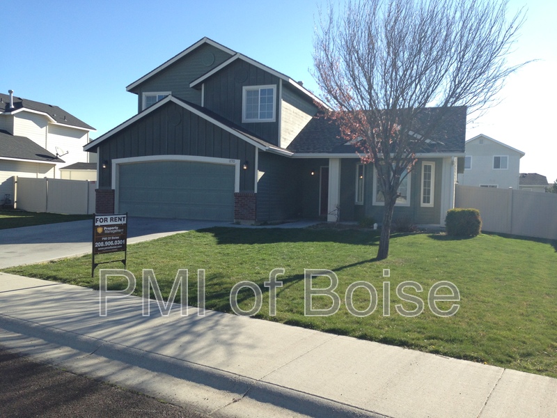 Kuna House: 1770 N Veridian Ave