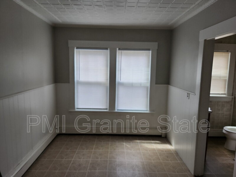 Nashua Condo: 7 Paige Ave