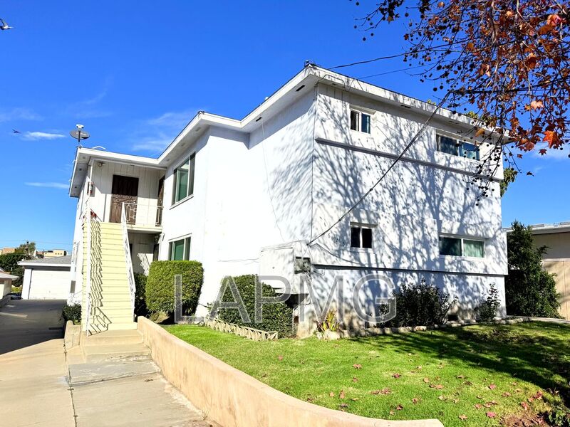 Inglewood House: 625 Aerick Street