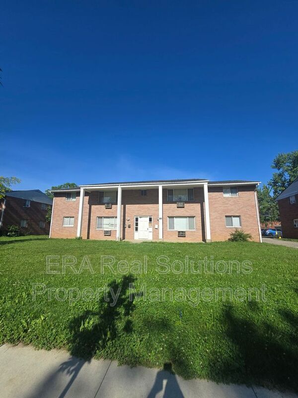 Columbus Condo: 881 Kingsford Rd