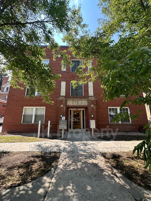 Great Falls House: 310 5th Street N