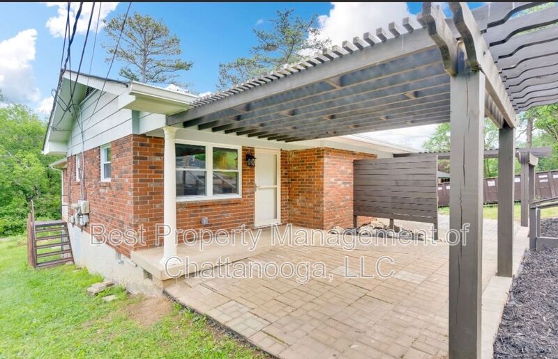Chattanooga House: 4107 Cherryton Dr