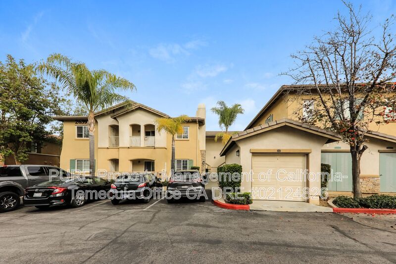 Murrieta House: 26396 Arboretum Way