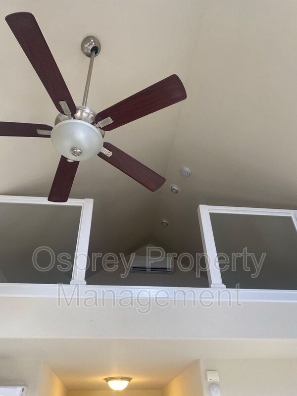 Stunning home across from the bay!!! - Photo 27