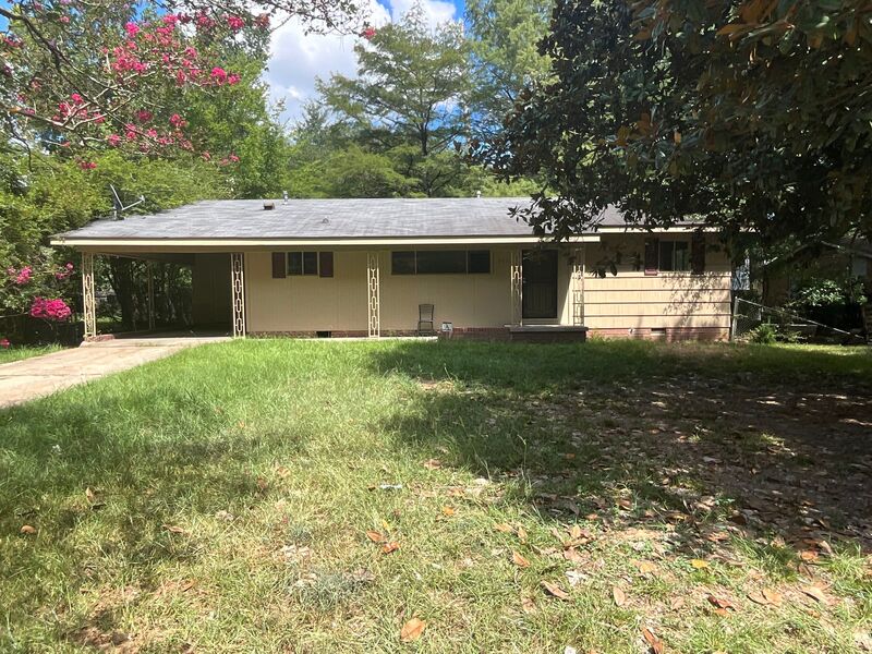 Jackson House: 3612 Sykes Park Drive