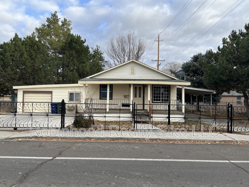 Elko House: 786 Wilson Avenue