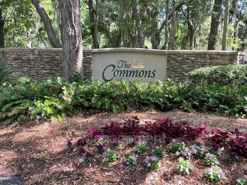 Savannah Condo: 401 North Cromwell Road