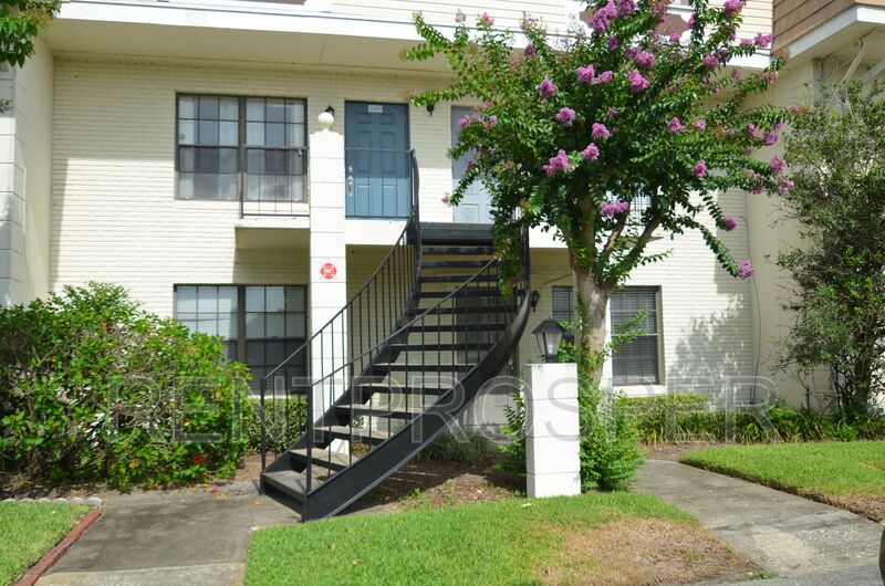 Orlando Condo: 6075 Village Circle