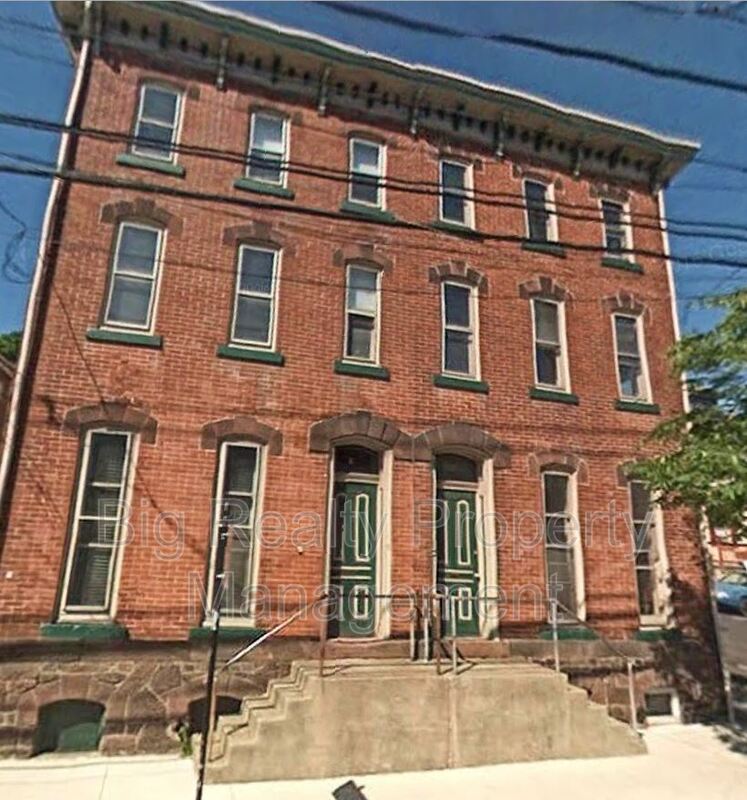 Spring City Condo: 70 N Main