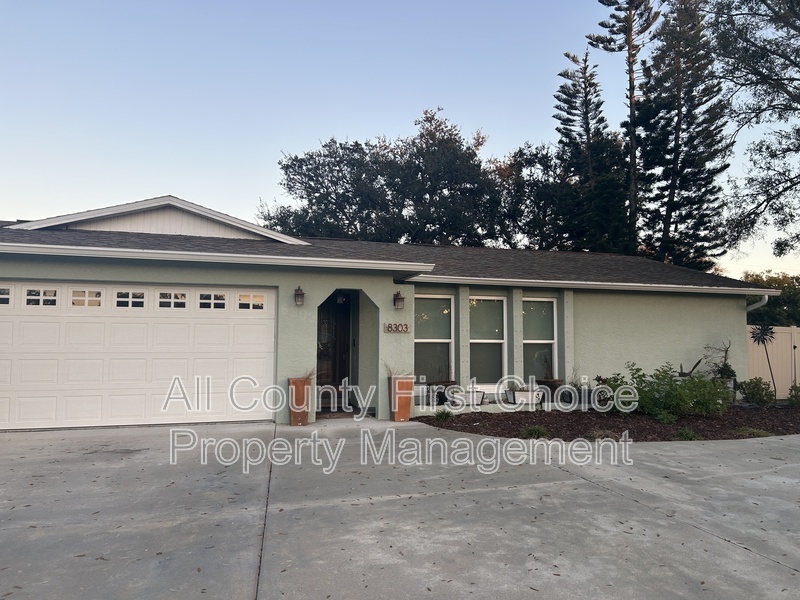 Seminole House: 8303 Monarch Cir