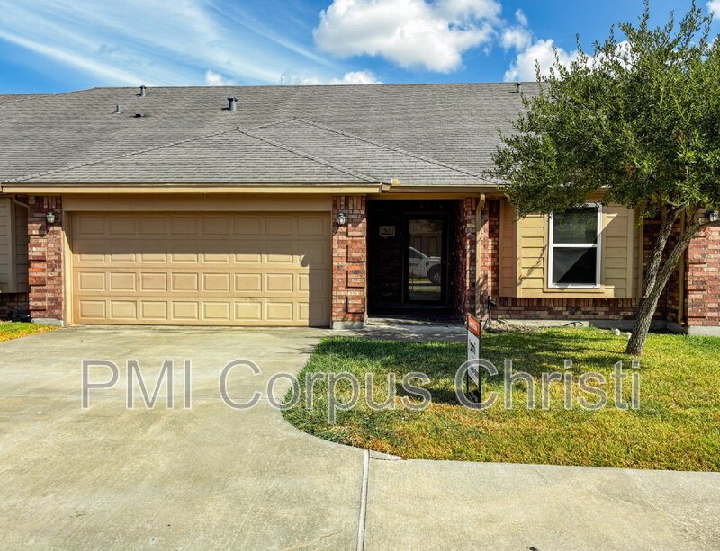 Corpus Christi Townhome: 4750 Grand Junction Drive