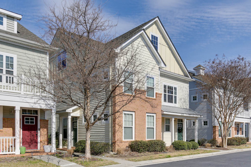 Norfolk Condo: 4138 Seafarer Ave - 1