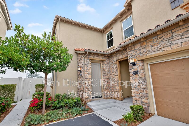 Carlsbad House: 1735 Artemisia Ct