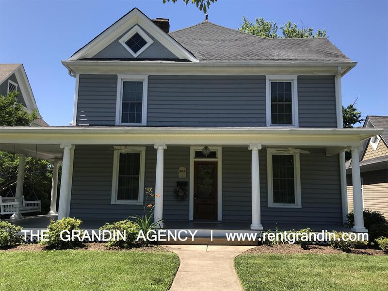 Salem House: 356 Pennsylvania Avenue