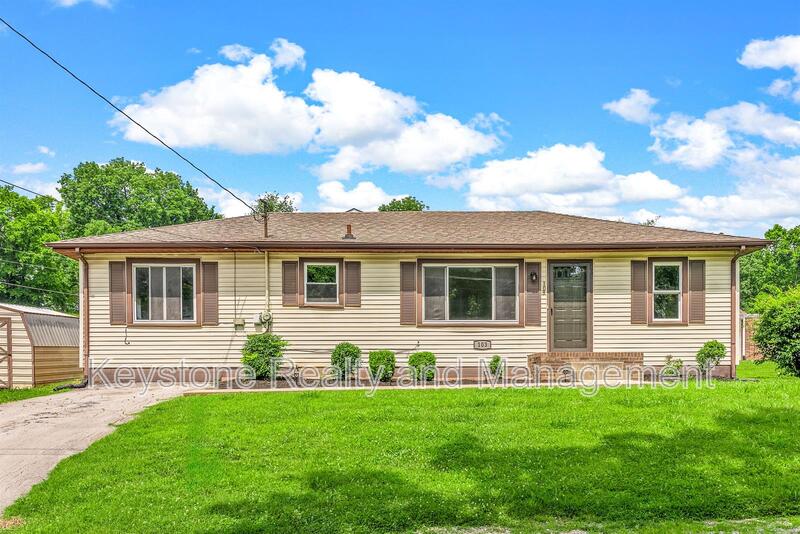 Hopkinsville House: 103 Cayce Avenue