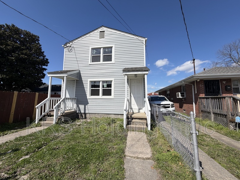 Newport News Condo: 709 33rd Street