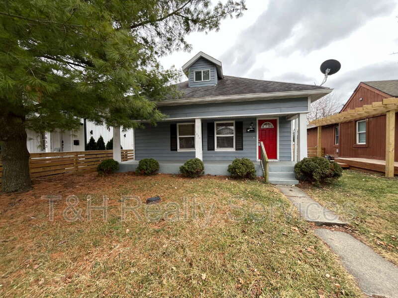 Indianapolis House: 1629 Hoefgen Street