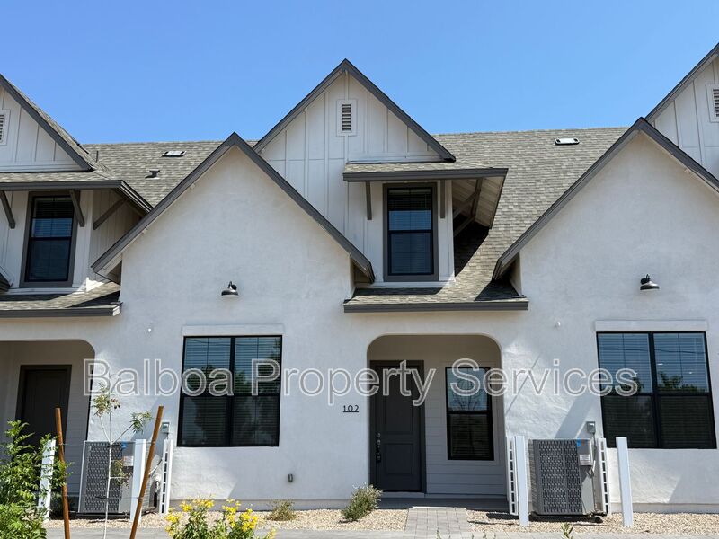 Mesa Townhome: 8232 E University Dr